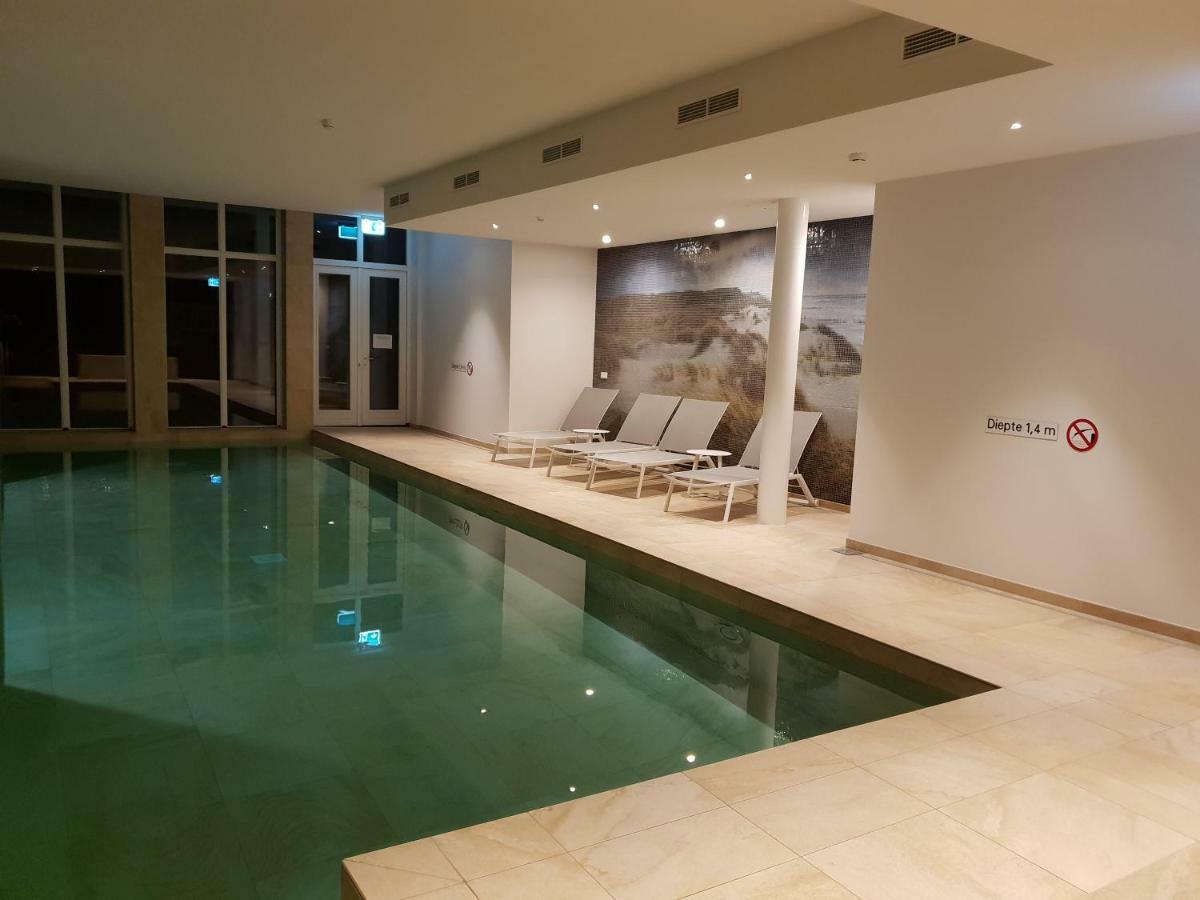 Penthouse Windkracht 10 Aan Het Strand Van Кадзанд Екстериор снимка
